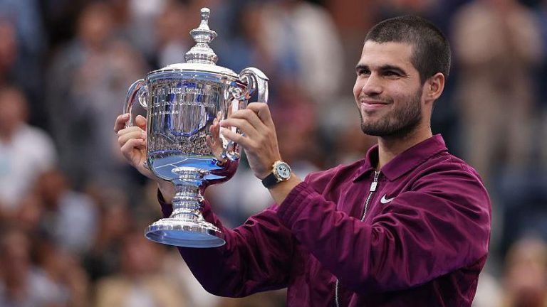 Are There Physical Prizes In Live Tournaments?